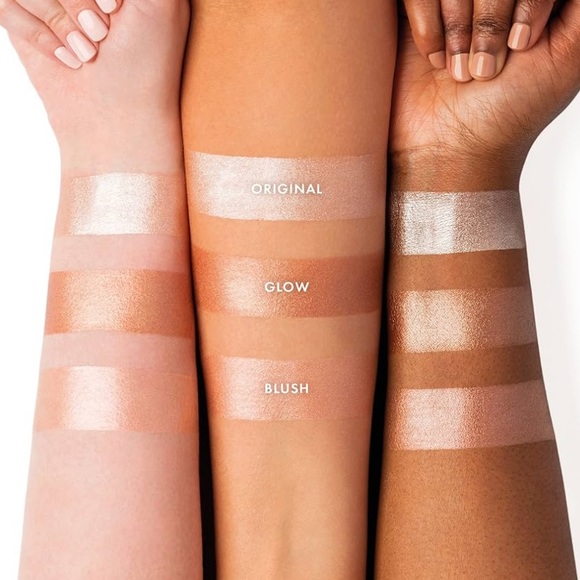 Iconic London illuminator- blush - Picture 2 of 8